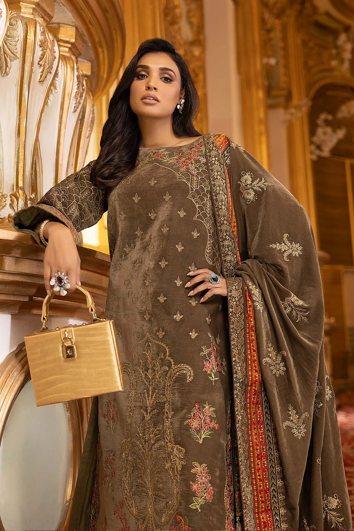 Charizma Signature Velvet Collection Edition 2 – CV22-10