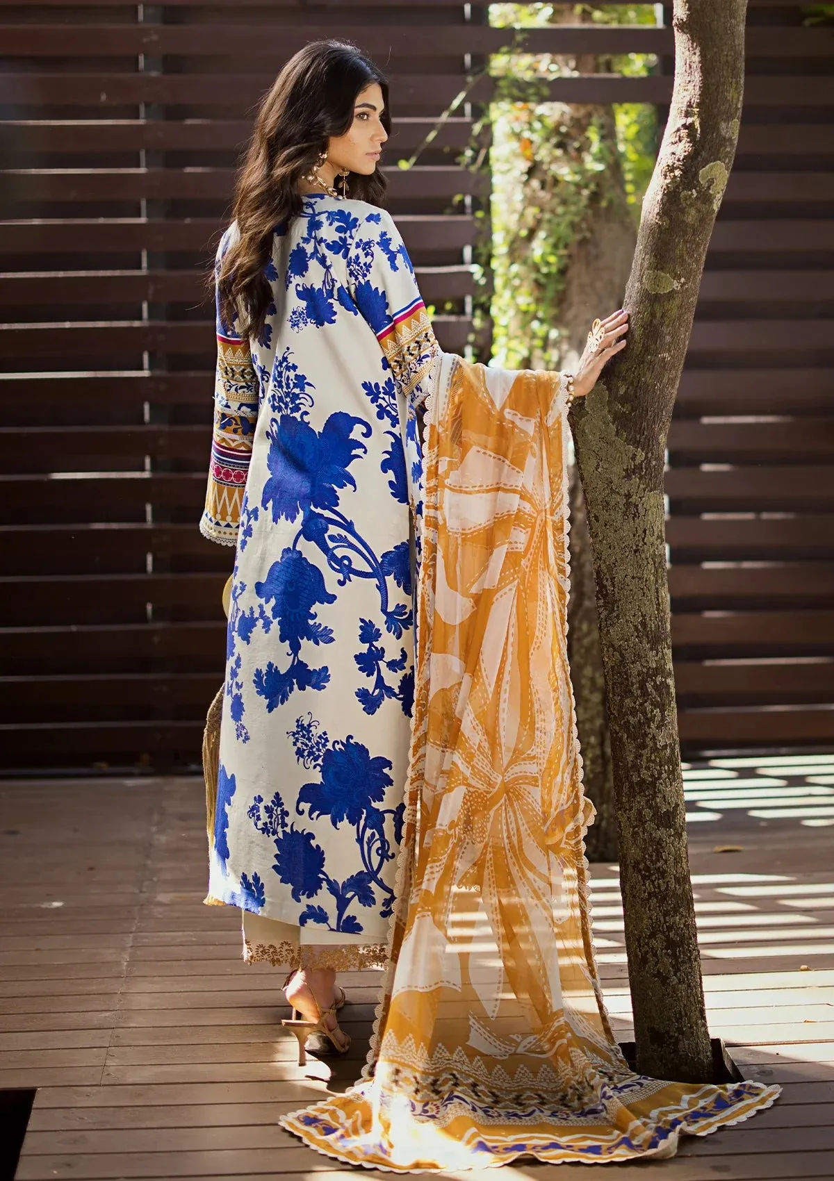 Elaf Embroidered Limited Edition Lawn Collection – ESL-01A OPRAH