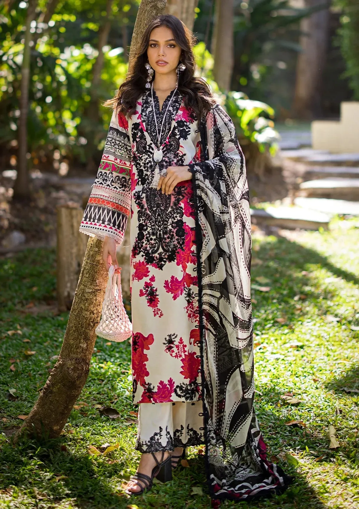 Elaf Embroidered Limited Edition Lawn Collection – ESL-01B CLAUDIA