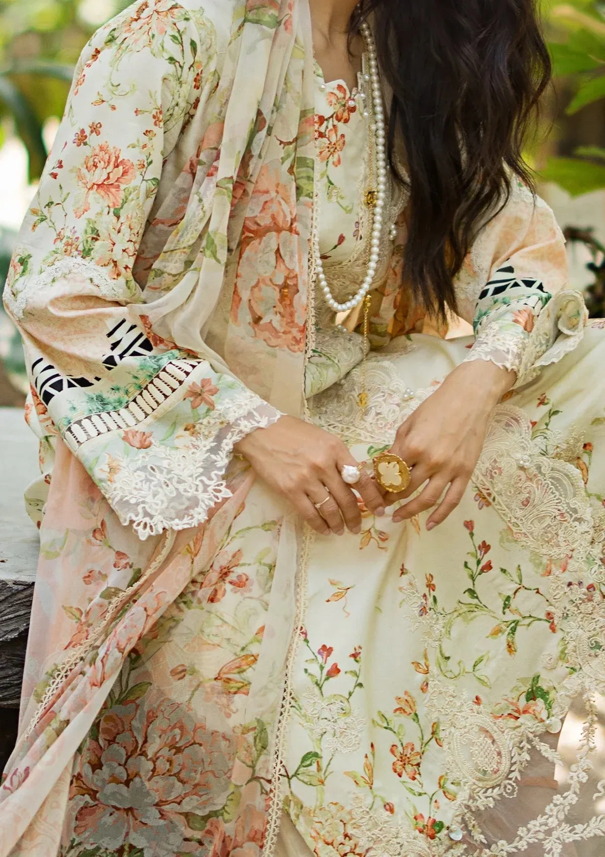 Elaf Embroidered Limited Edition Lawn Collection – ESL-03A ANGELS BREATH