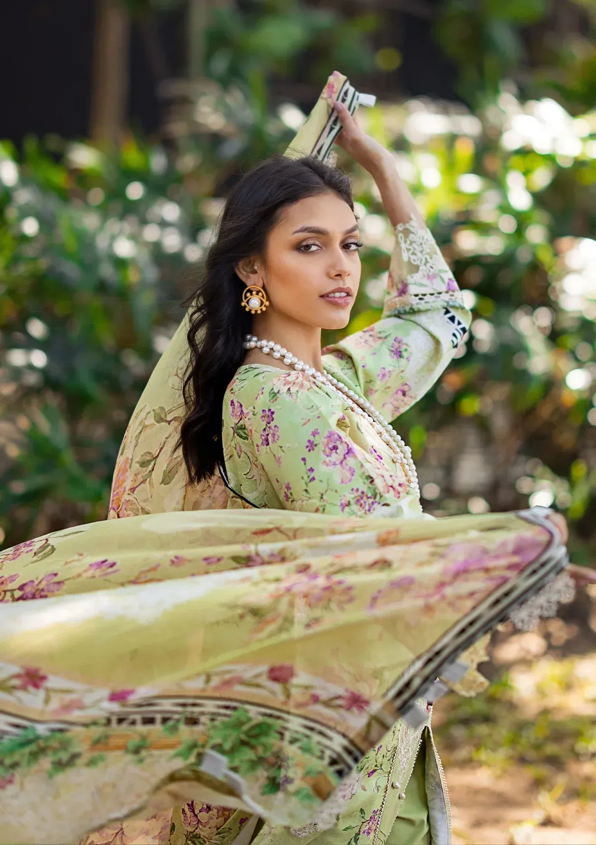 Elaf Embroidered Limited Edition Lawn Collection – ESL-03B CLARISSE