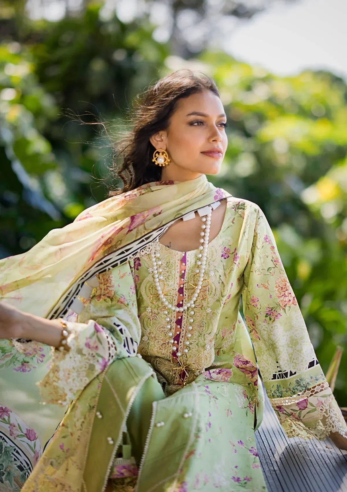 Elaf Embroidered Limited Edition Lawn Collection – ESL-03B CLARISSE