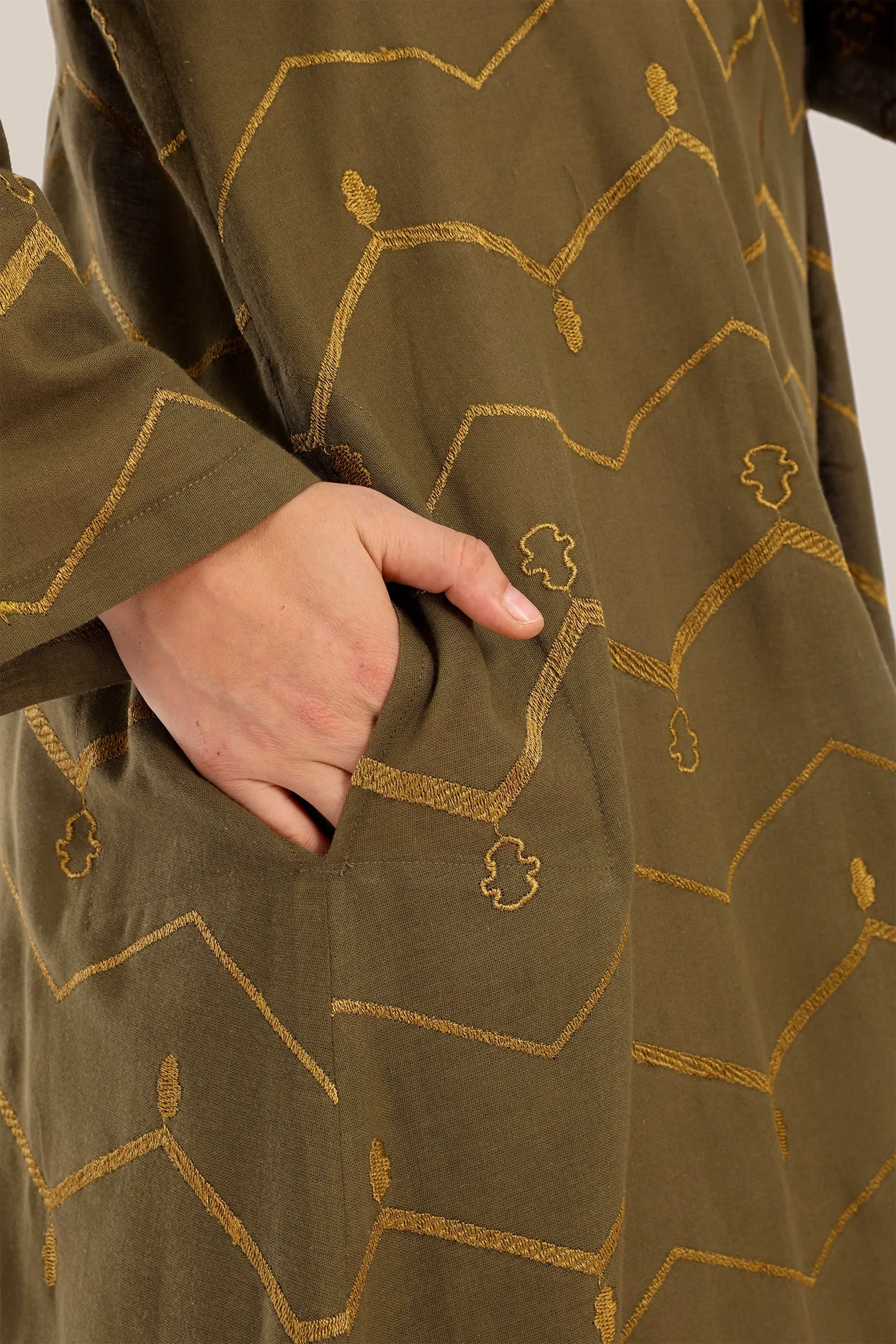 Long embroidered dress in cotton