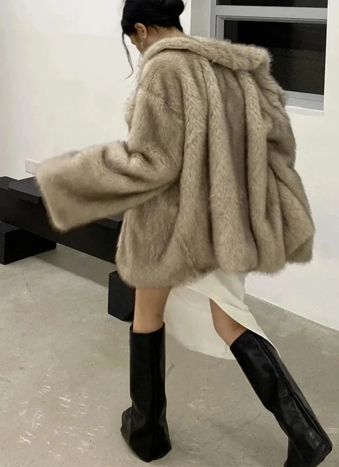 Luxurious Faux Fur Coat