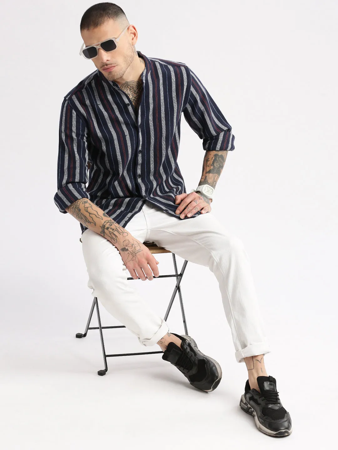Men Mandarin Collar Vertical Stripes Navy Blue Casual Shirt