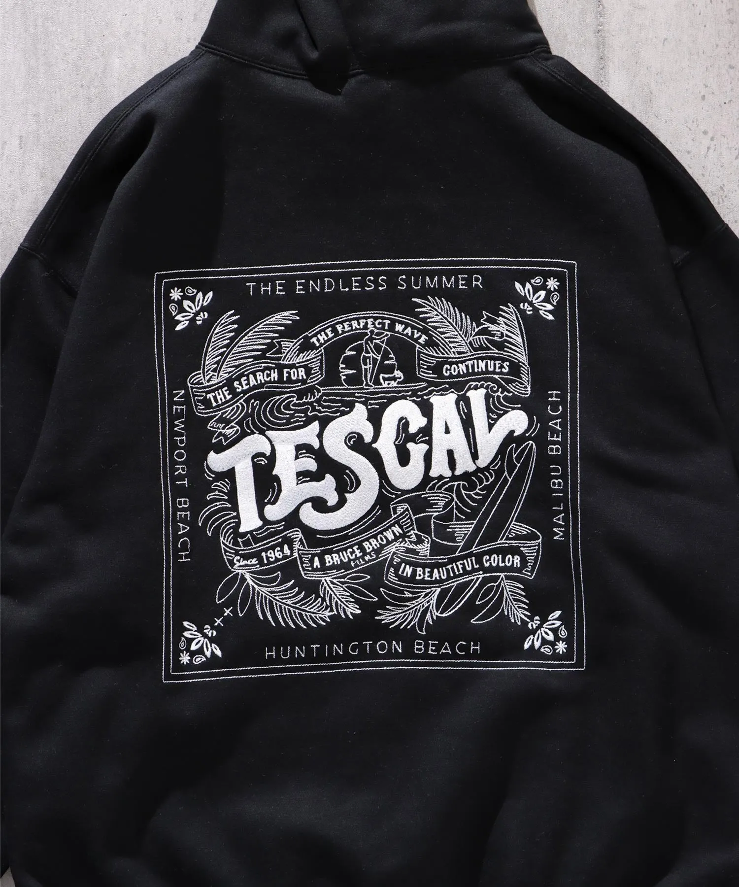 TES BANDANA EMB BIG PARKA / スウェットパーカー