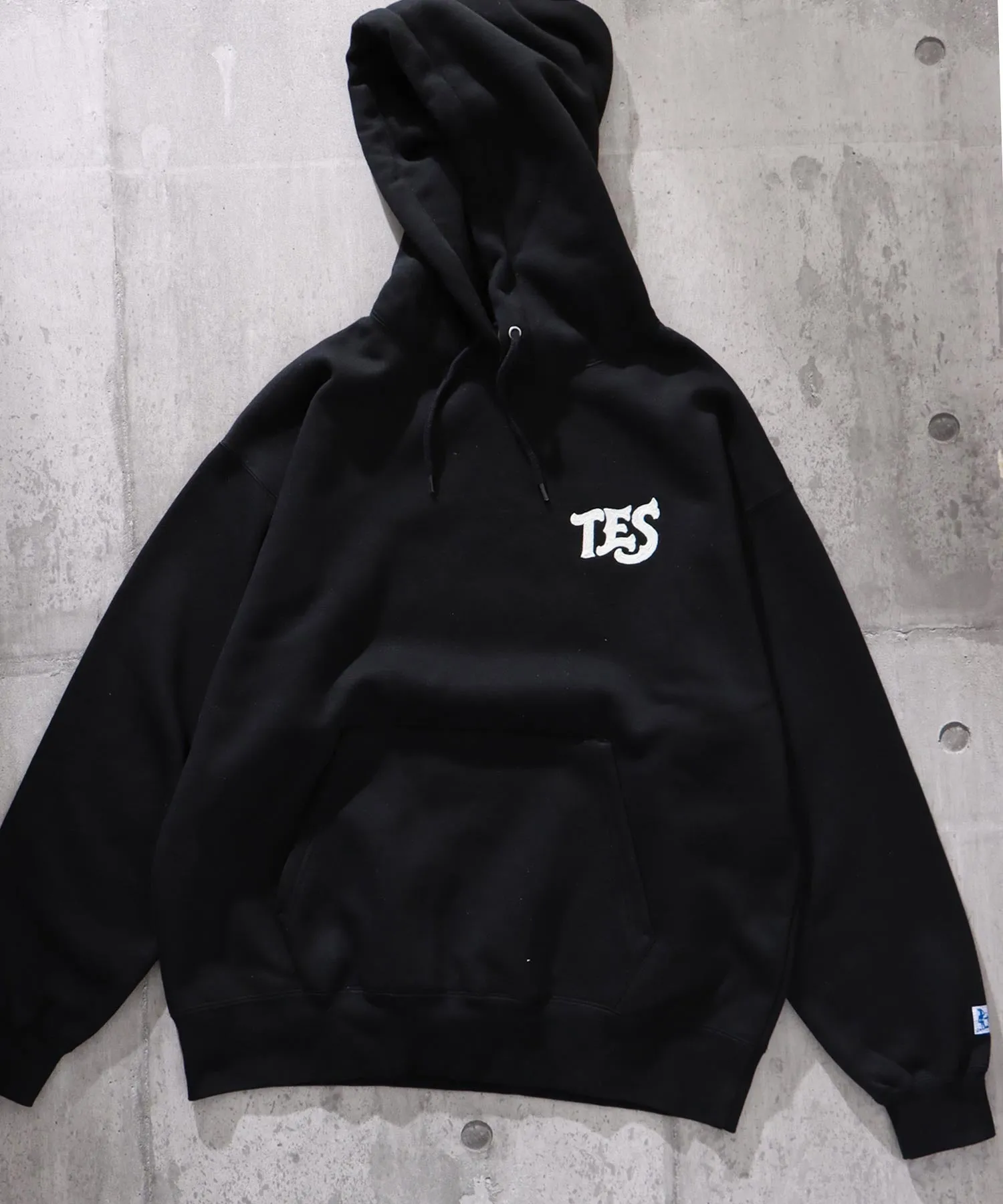 TES BANDANA EMB BIG PARKA / スウェットパーカー