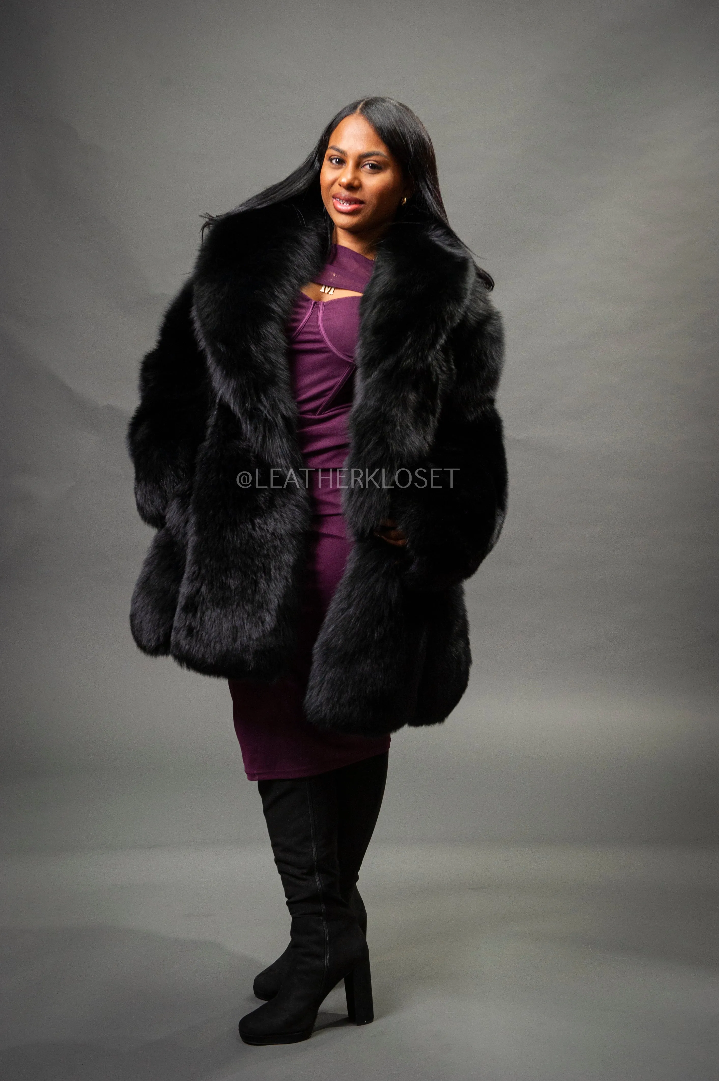 Women's Fox Parka Coat [Black]