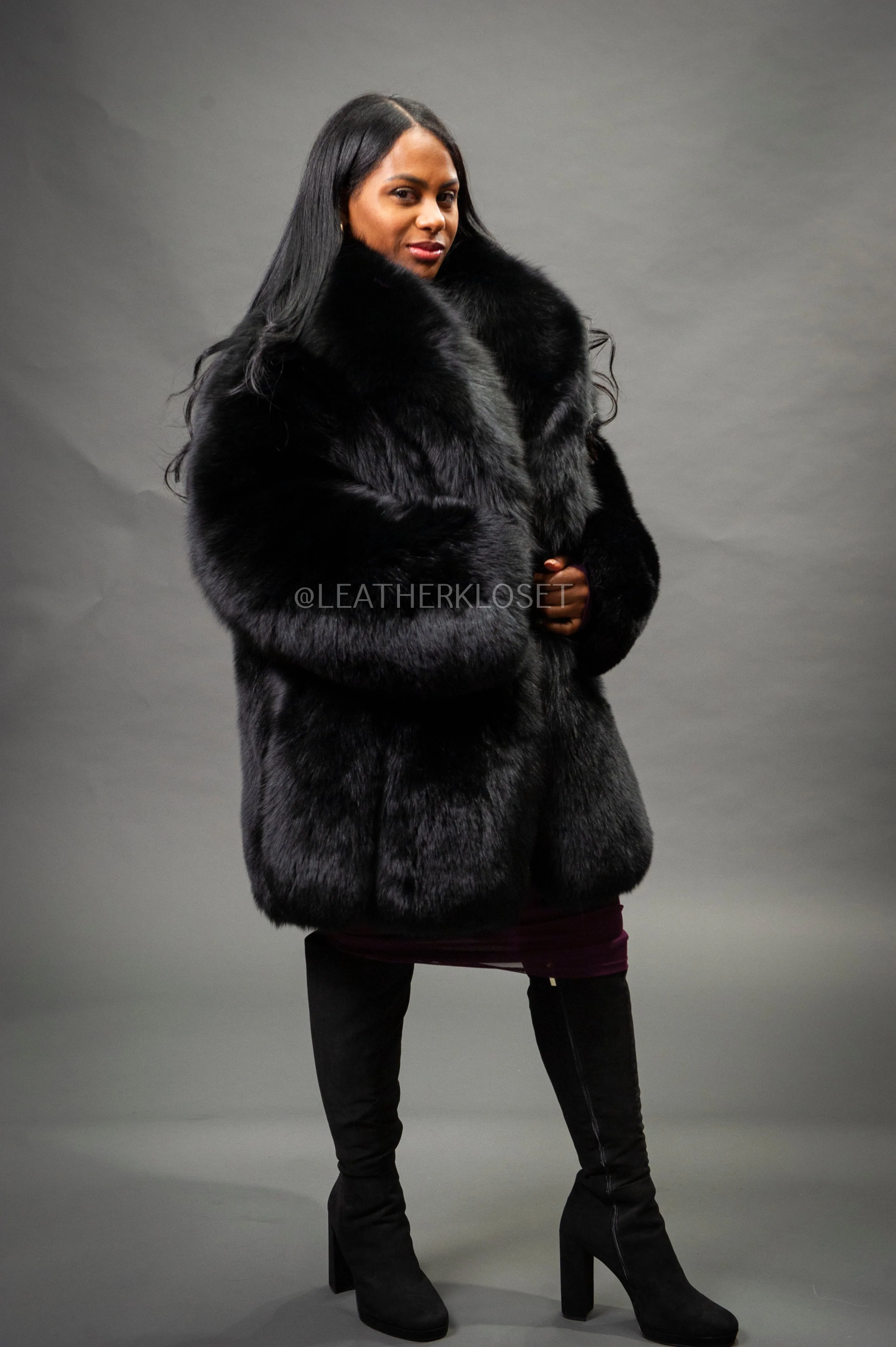 Women's Fox Parka Coat [Black]