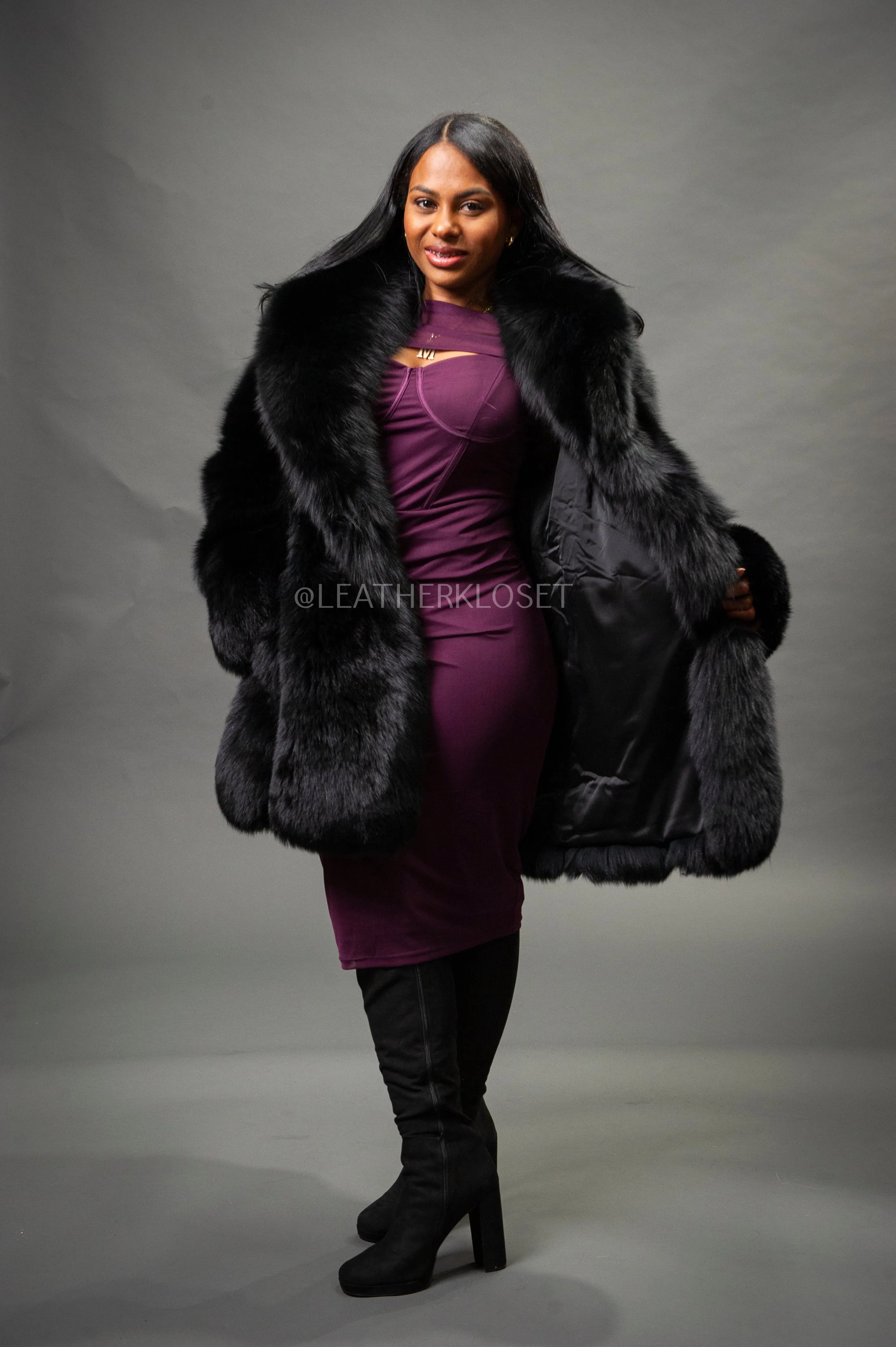 Women's Fox Parka Coat [Black]
